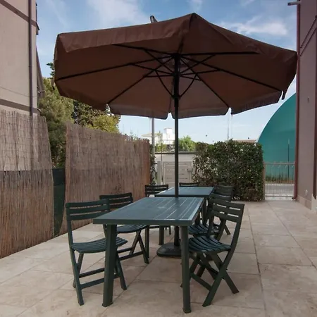 Palazzina Romani-romani Holidays * Alba Adriatica