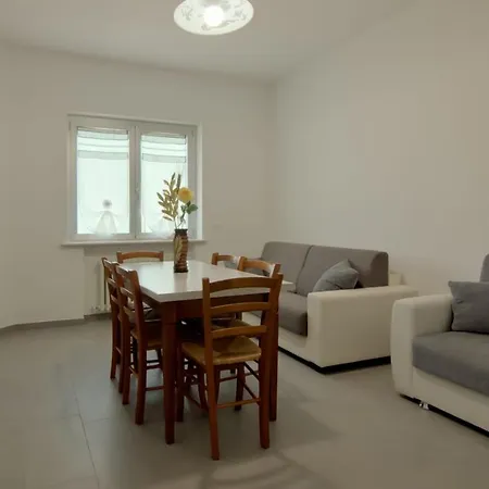 Palazzina Romani-romani Holidays