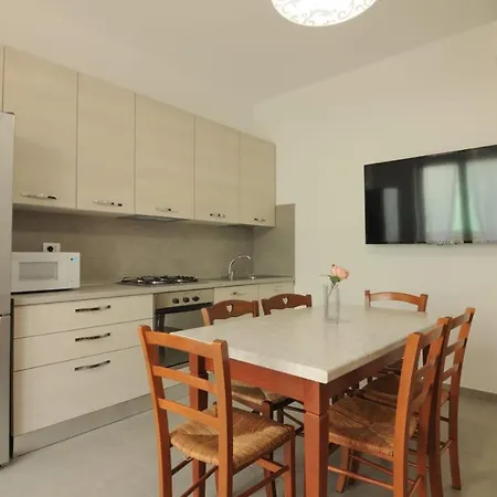 Palazzina Romani-romani Holidays