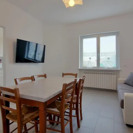 Palazzina Romani-romani Holidays * アルバ・アドリアティカ