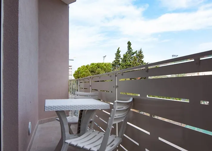 Palazzina Romani-romani Holidays Apartamento *