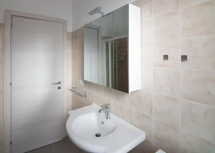 Apartman Palazzina Romani-romani Holidays *