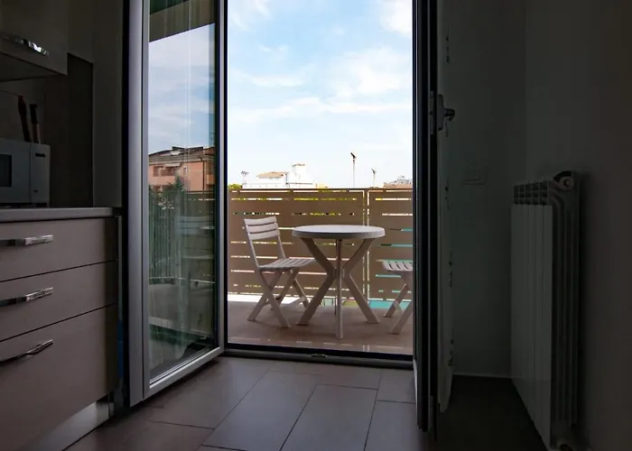 Apartman Palazzina Romani-romani Holidays *